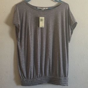 Max Studio Gray Top NWT